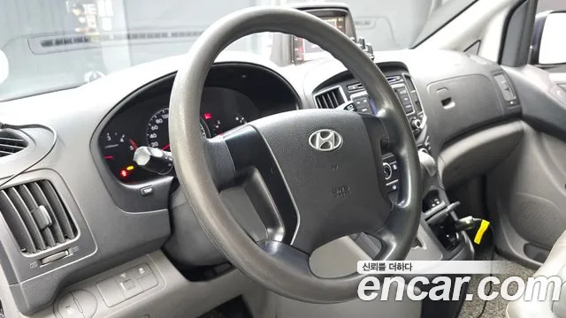 Hyundai Starex 2016 thumb 12