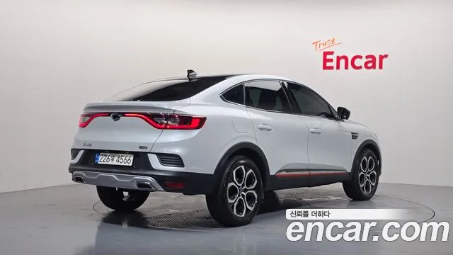 Renault-KoreaSamsung Arkana 2022 thumb 2