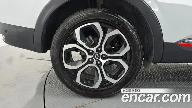 Renault-KoreaSamsung Arkana 2022 thumb 5