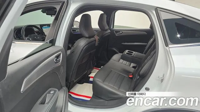 Renault-KoreaSamsung Arkana 2022 thumb 11