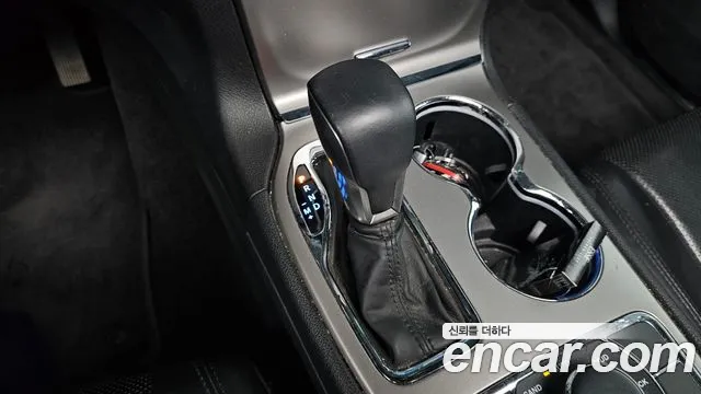 Jeep Cherokee 2019 thumb 9