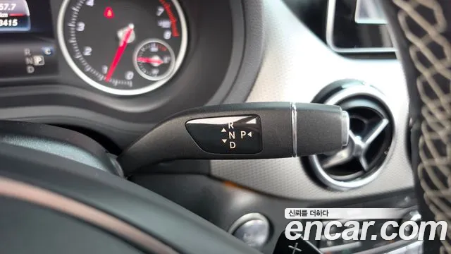 Mercedes-Benz B-Class 2017 thumb 9