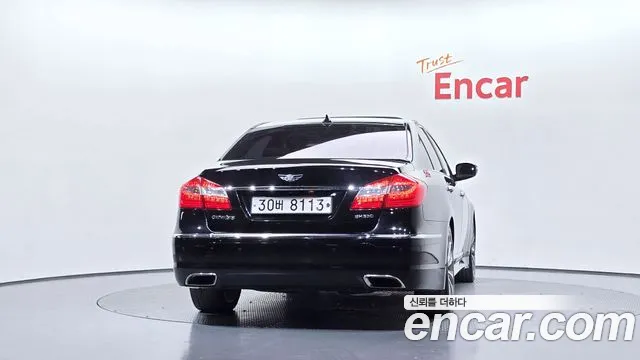 Hyundai Genesis 2013 thumb 4