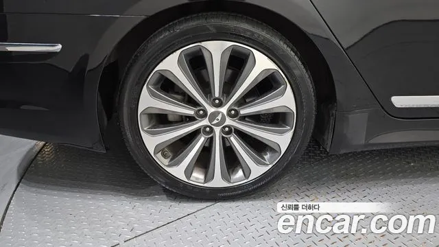 Hyundai Genesis 2013 thumb 5