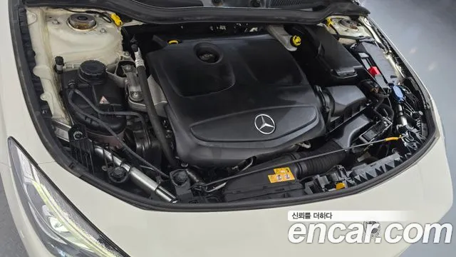 Mercedes-Benz CLA 2017 thumb 6