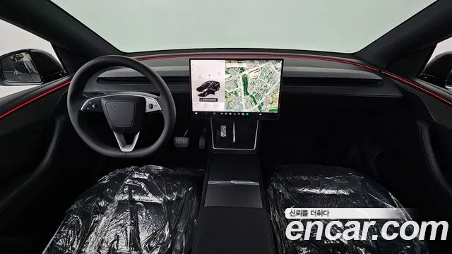 Tesla Model Y 2026 thumb 7