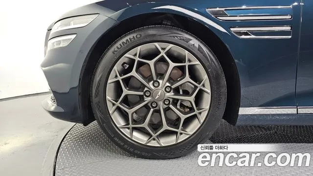 Genesis G80 2020 thumb 5