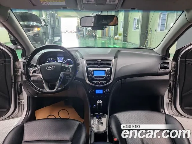 Hyundai Accent 2014 thumb 7
