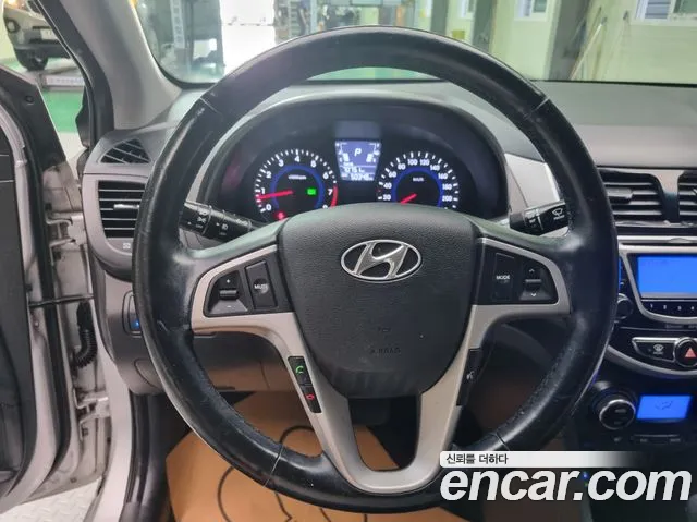 Hyundai Accent 2014 thumb 8