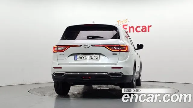 Renault-KoreaSamsung Koleos 2016 thumb 4