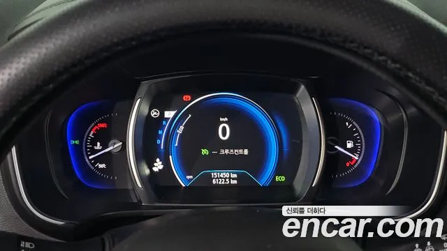 Renault-KoreaSamsung Koleos 2016 thumb 8