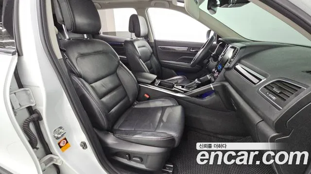 Renault-KoreaSamsung Koleos 2016 thumb 11