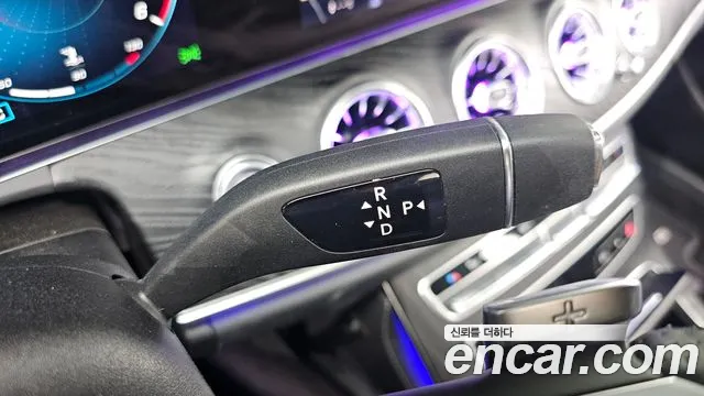 Mercedes-Benz E-Класс 2021 thumb 9