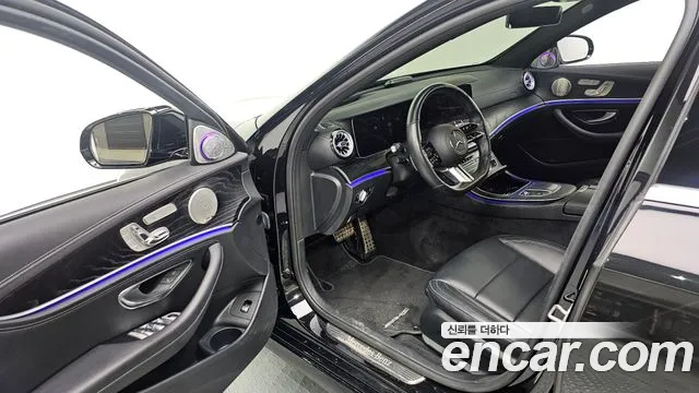 Mercedes-Benz E-Класс 2021 thumb 10