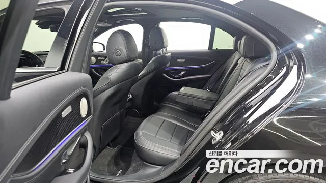 Mercedes-Benz E-Класс 2021 thumb 11