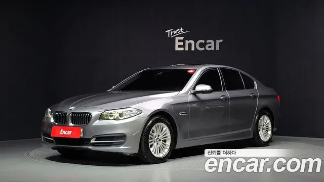 BMW 5-Series 2015 thumb 11