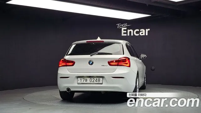 BMW 1-Series 2016 thumb 4