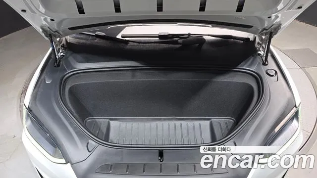 Tesla Model X 2024 thumb 6