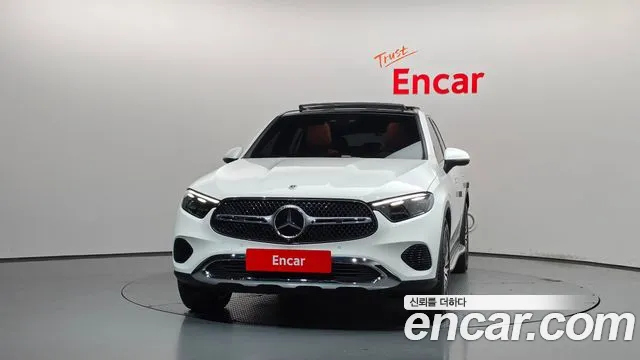 Mercedes-Benz GLC 2025 thumb 3