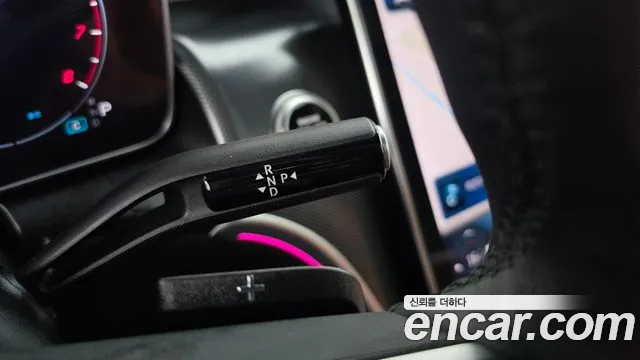 Mercedes-Benz GLC 2025 thumb 9
