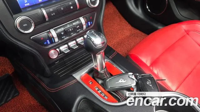 Ford Mustang Mach-E 2021 thumb 9