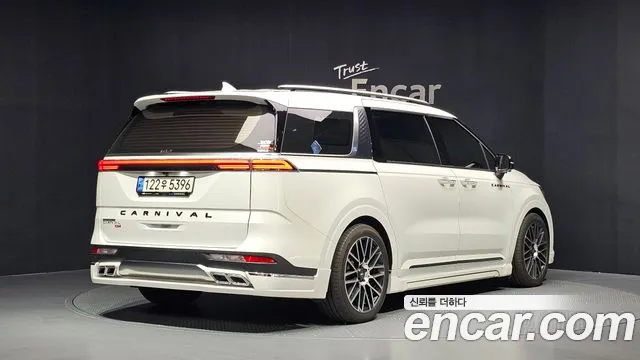 Kia Carnival 2022 thumb 2