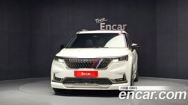Kia Carnival 2022 thumb 3