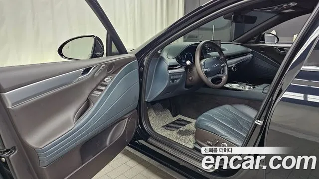 Genesis G80 2020 thumb 10