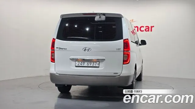 Hyundai Starex 2018 thumb 4