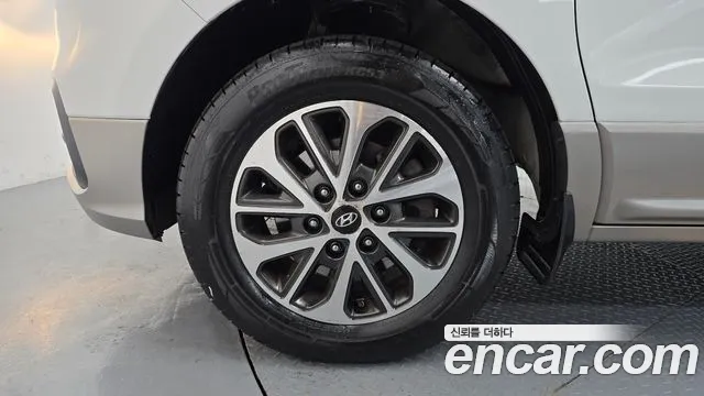 Hyundai Starex 2018 thumb 5