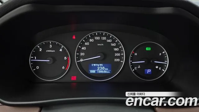 Hyundai Starex 2018 thumb 8