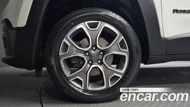 Jeep Renegade 2017 thumb 4