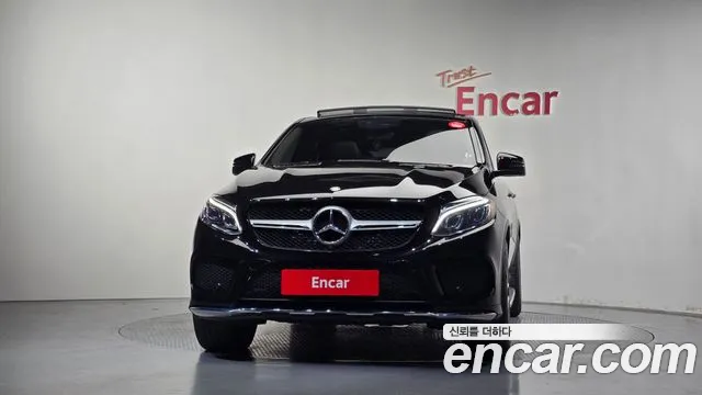 Mercedes-Benz GLE 2017 thumb 3