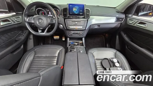 Mercedes-Benz GLE 2017 thumb 7