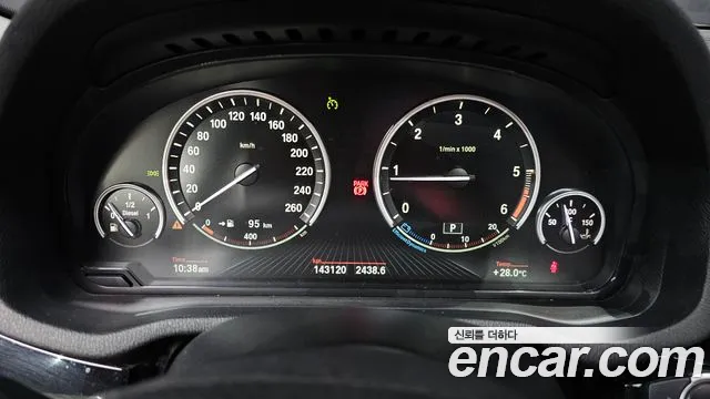 BMW X3 2015 thumb 8