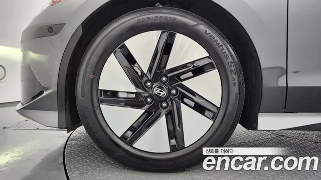 Hyundai IONIQ 6 2024 thumb 5