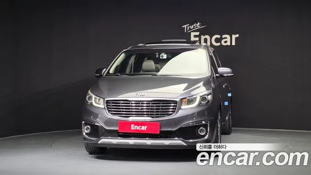 Kia Carnival 2017 thumb 3