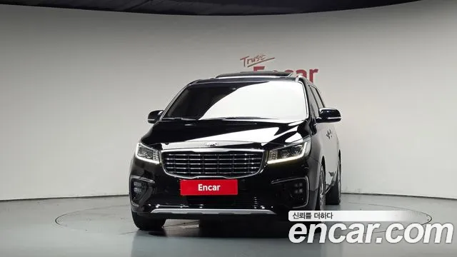 Kia Carnival 2020 thumb 2