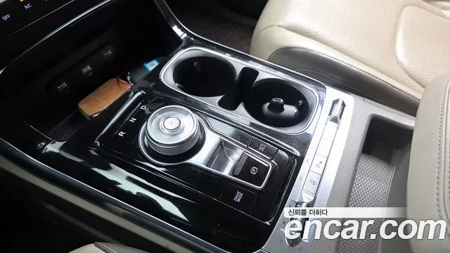 Kia Carnival 2020 thumb 9