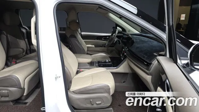 Kia Carnival 2020 thumb 11