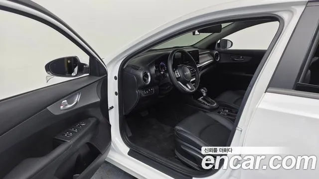 Kia K3 2022 thumb 10