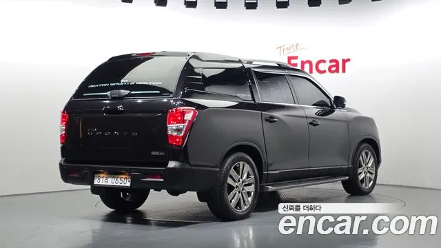 KG_Mobility_Ssangyong Rexton 2019 thumb 2