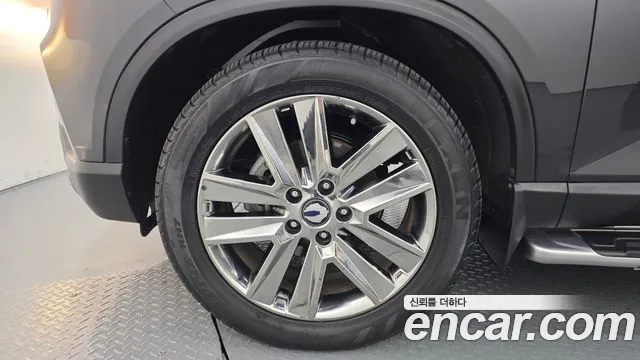 KG_Mobility_Ssangyong Rexton 2019 thumb 5