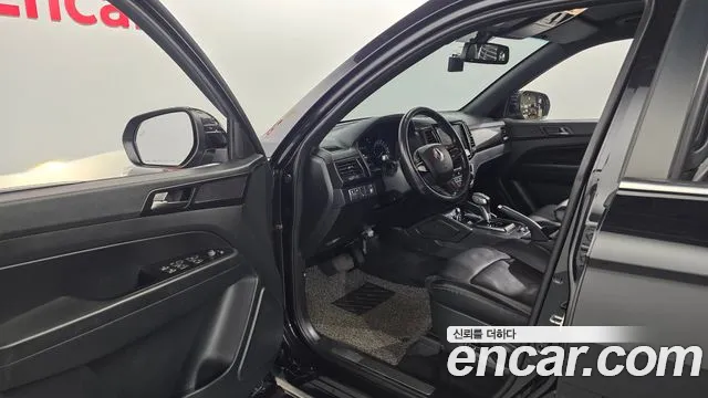 KG_Mobility_Ssangyong Rexton 2019 thumb 10