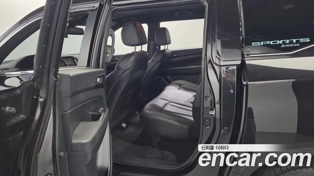 KG_Mobility_Ssangyong Rexton 2019 thumb 11