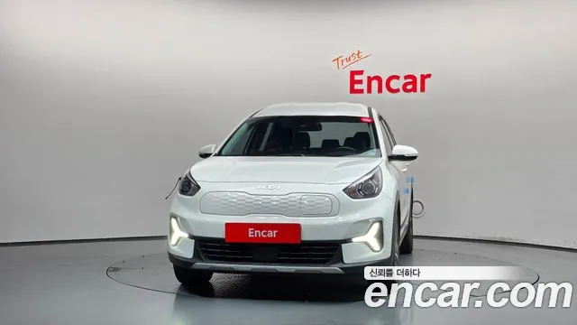 Kia Niro 2023 thumb 3