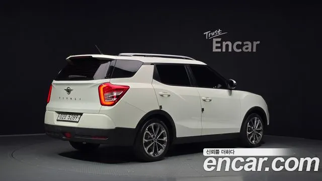 KG_Mobility_Ssangyong TIBOLI 2017 thumb 2