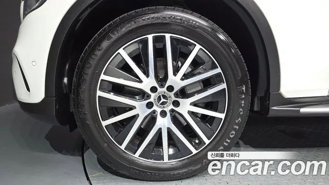 Mercedes-Benz GLC 2022 thumb 5