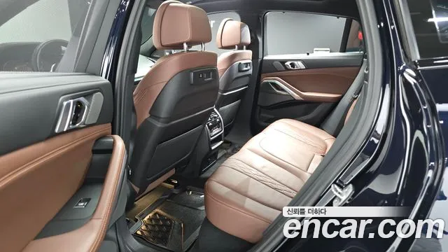 BMW X6 2023 thumb 11