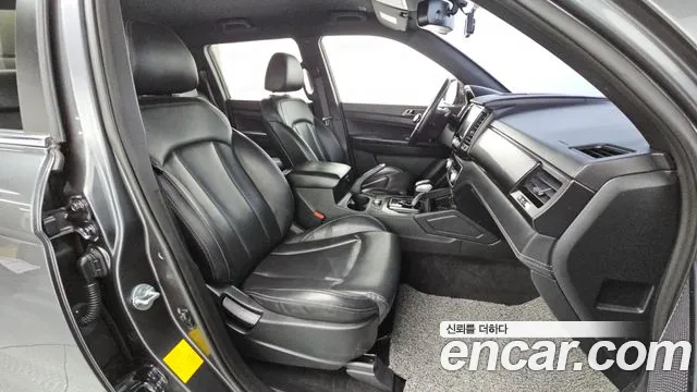 KG_Mobility_Ssangyong Rexton 2019 thumb 11